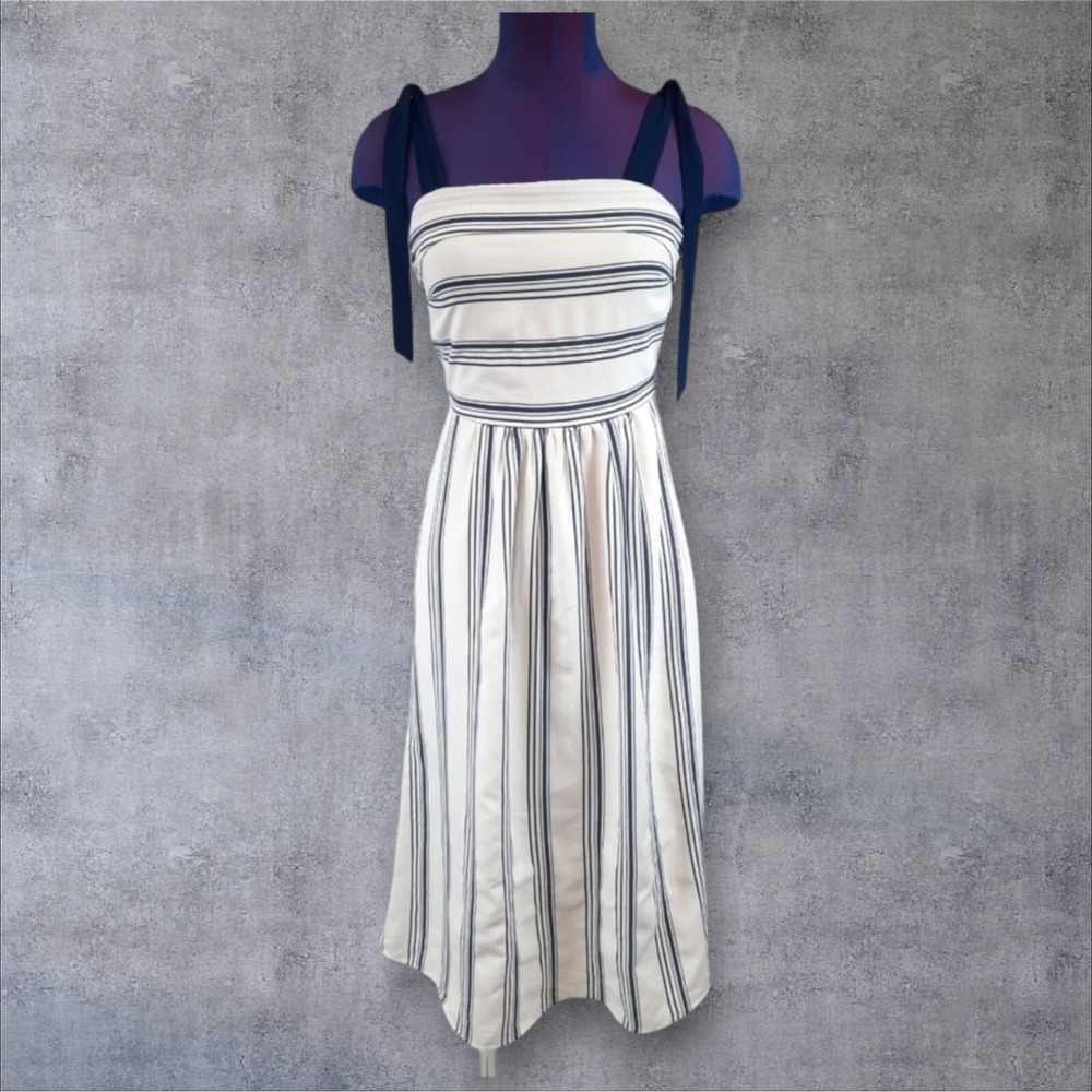 She + Sky White & Navy Striped Square Neck Midi Dress Size Small Women's M40